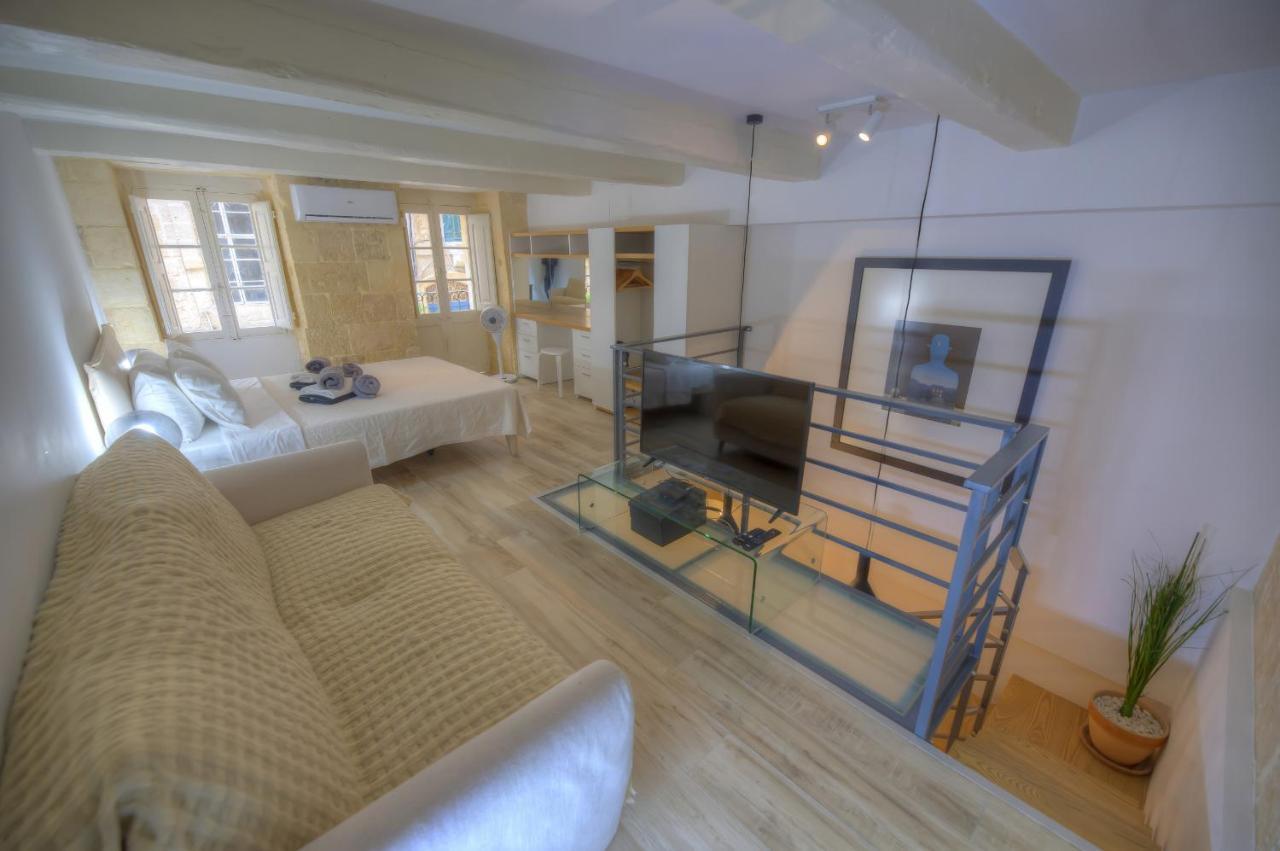 ואלטה Cute And Modern Duplex Apartment In Ideal Location Rcas1-1 מראה חיצוני תמונה